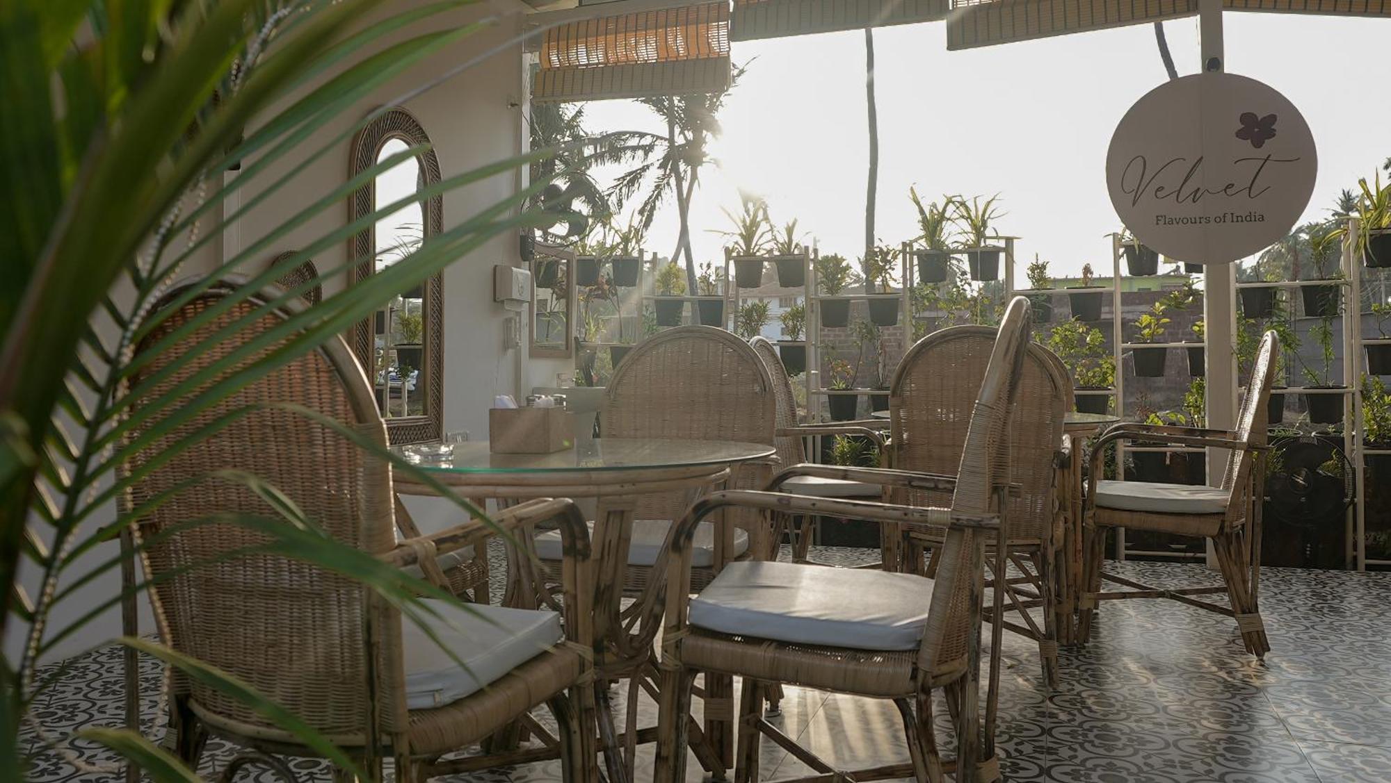 Whiteflower Resort มอร์จิม ภายนอก รูปภาพ